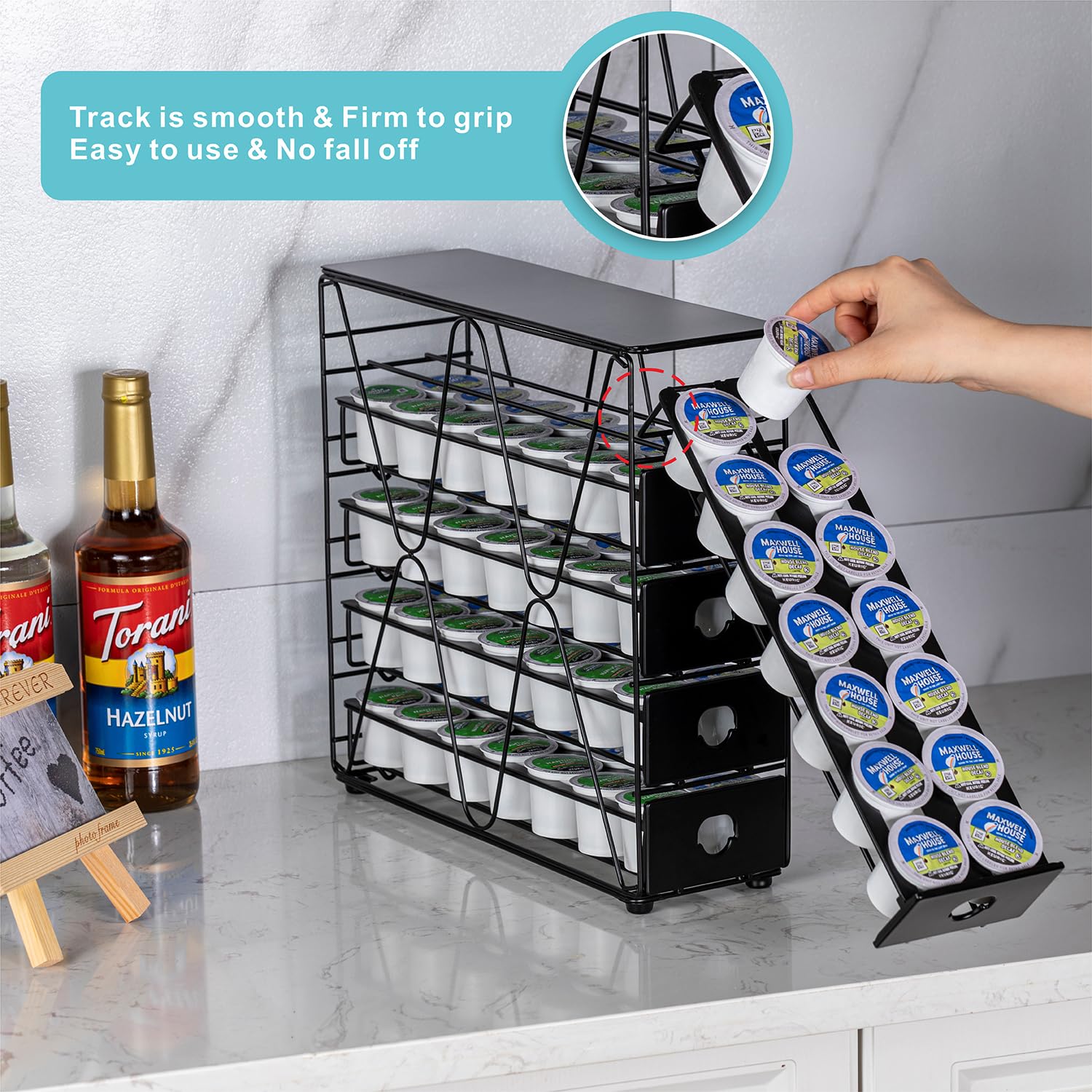 FlagShip superficie superior para tazas y accesorios, todo en un solo lugar.