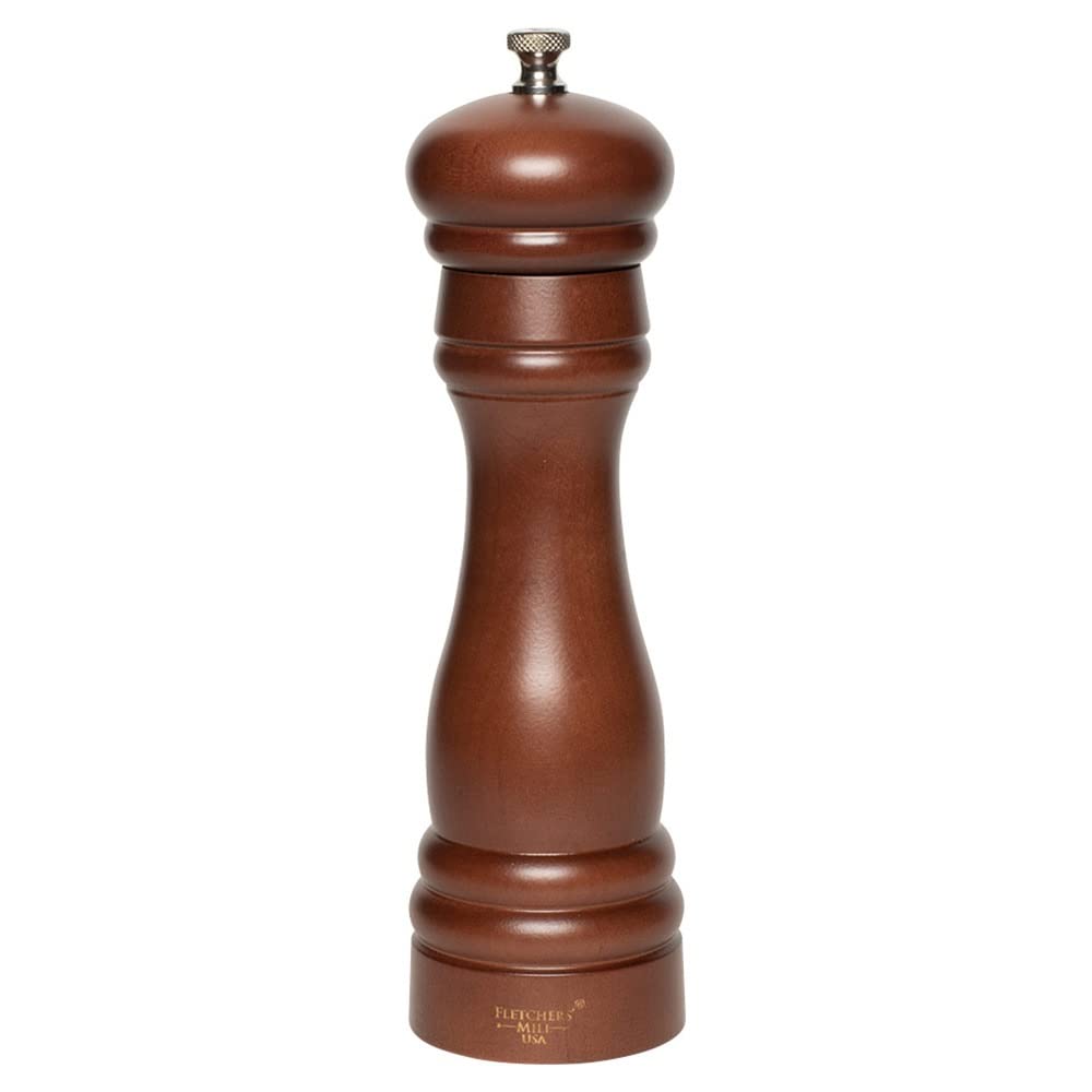 Molinillo de pimienta federal de Fletchers Mill con acabado nogal para cocina elegante.
