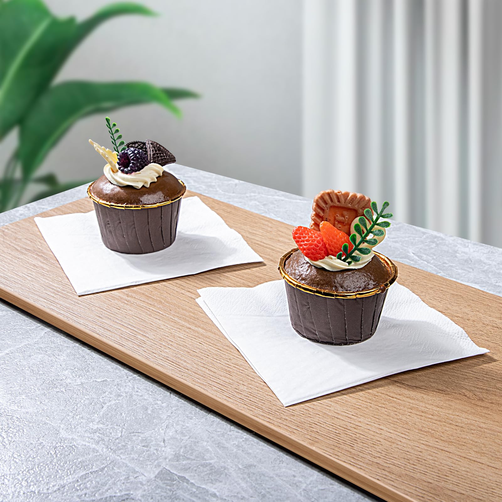 FLOWERCAT servilletas coctel 2-ply protegen la mesa de derrames.