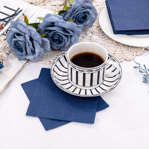 FLOWERCAT servilletas eventos azul marino, combinan con vajilla oscura.