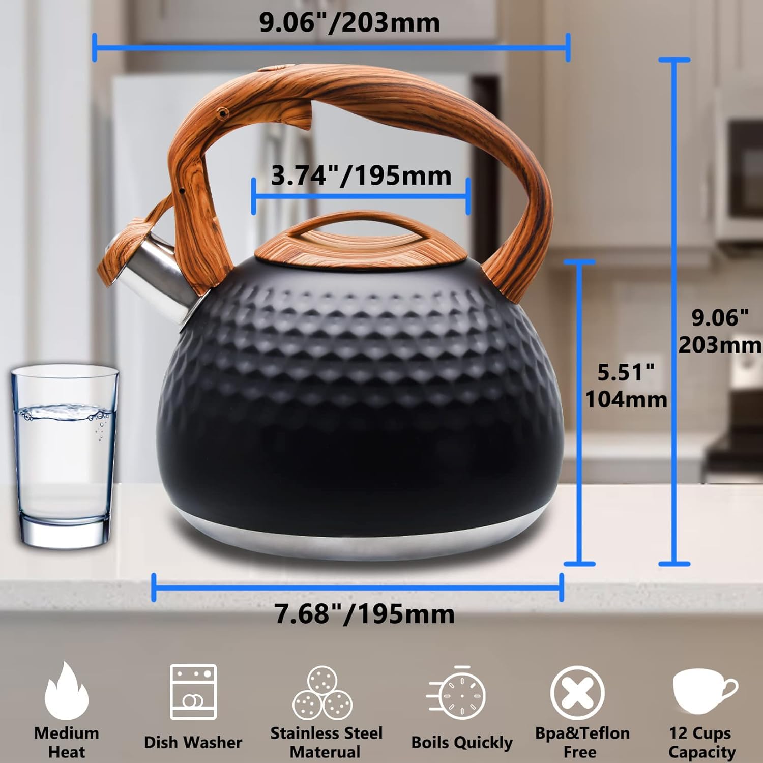 Foedo tetera con pomo de madera ergonómico para verter con comodidad.