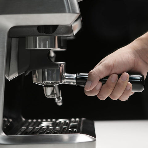 Fogkay portafiltro listo para espresso en casa, mejora la experiencia de extracción.