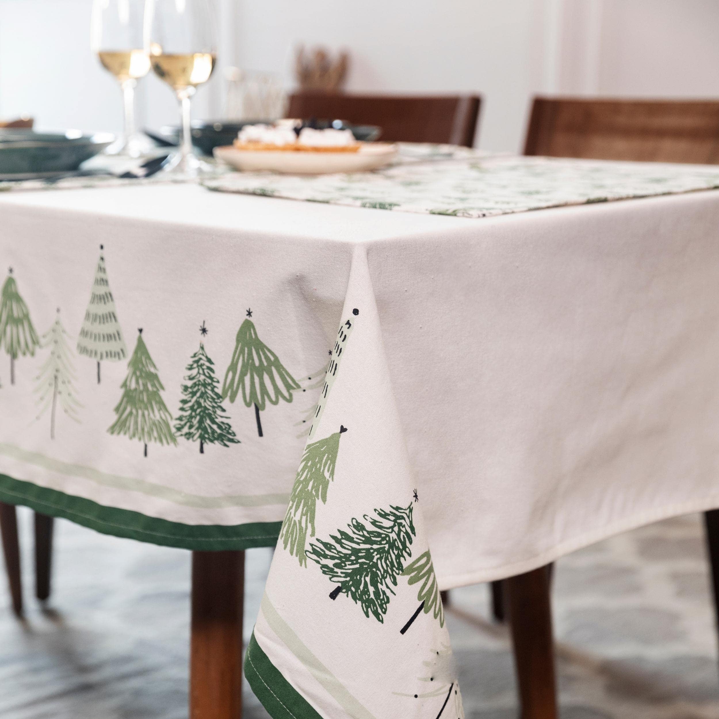 Mantel Folkulture en algodón 100% para mesa suave y duradera.