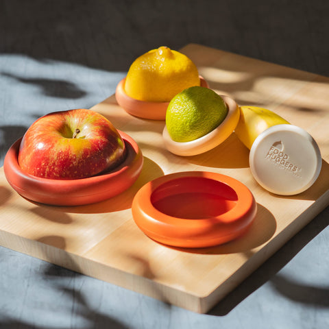 Food Huggers diseño duradero de silicona mantiene alimentos frescos por más tiempo.