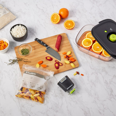 FoodSaver FS2160 compatible con bolsas y recipientes para conservar y marinar