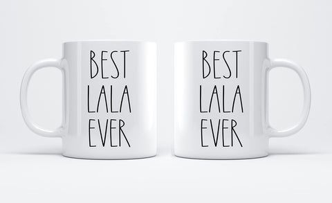 Taza FundingCharlee vista lateral destacando el diseño, regalo perfecto para Navidad o cumpleaños.