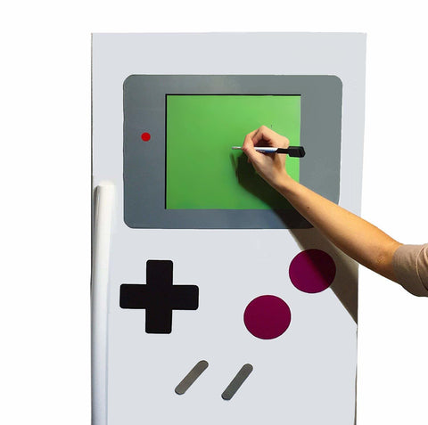 FridgeBoy de Fun Fridges: imán cruceta direccional para personalizar tu refrigerador con estilo gamer