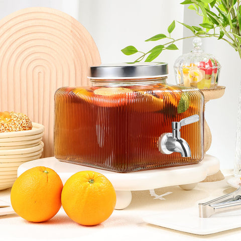 Dispensador FUREEY para fiestas y eventos, perfecto en buffets.