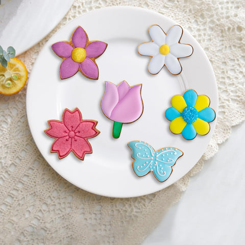 Cortadores FUSOTO Flores Trio para repostería casera, variedad en formas.