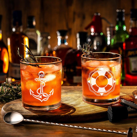 Vaso Futtumy con anillo salvavidas, ideal para fiestas en la playa.