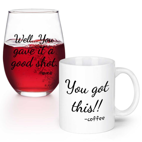 Vaso de vino sin tallo de Futtumy con base ancha para mayor estabilidad.