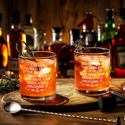 Vaso Futtumy estilo antiguo, elegante para momentos de celebración.