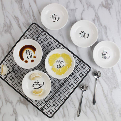 FUYU plato postre gato ceramico, ideal para dulces y pequeñas porciones.