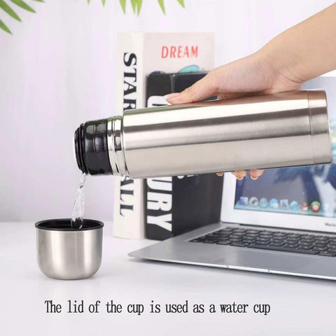 La FYJHLQZZ ofrece 17oz de capacidad, ideal para bebidas durante el día.