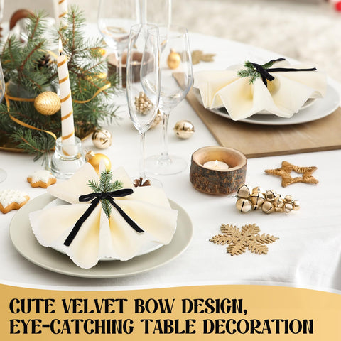 Gandeer decoracion de mesa navideña con anillos de servilleta reutilizables.