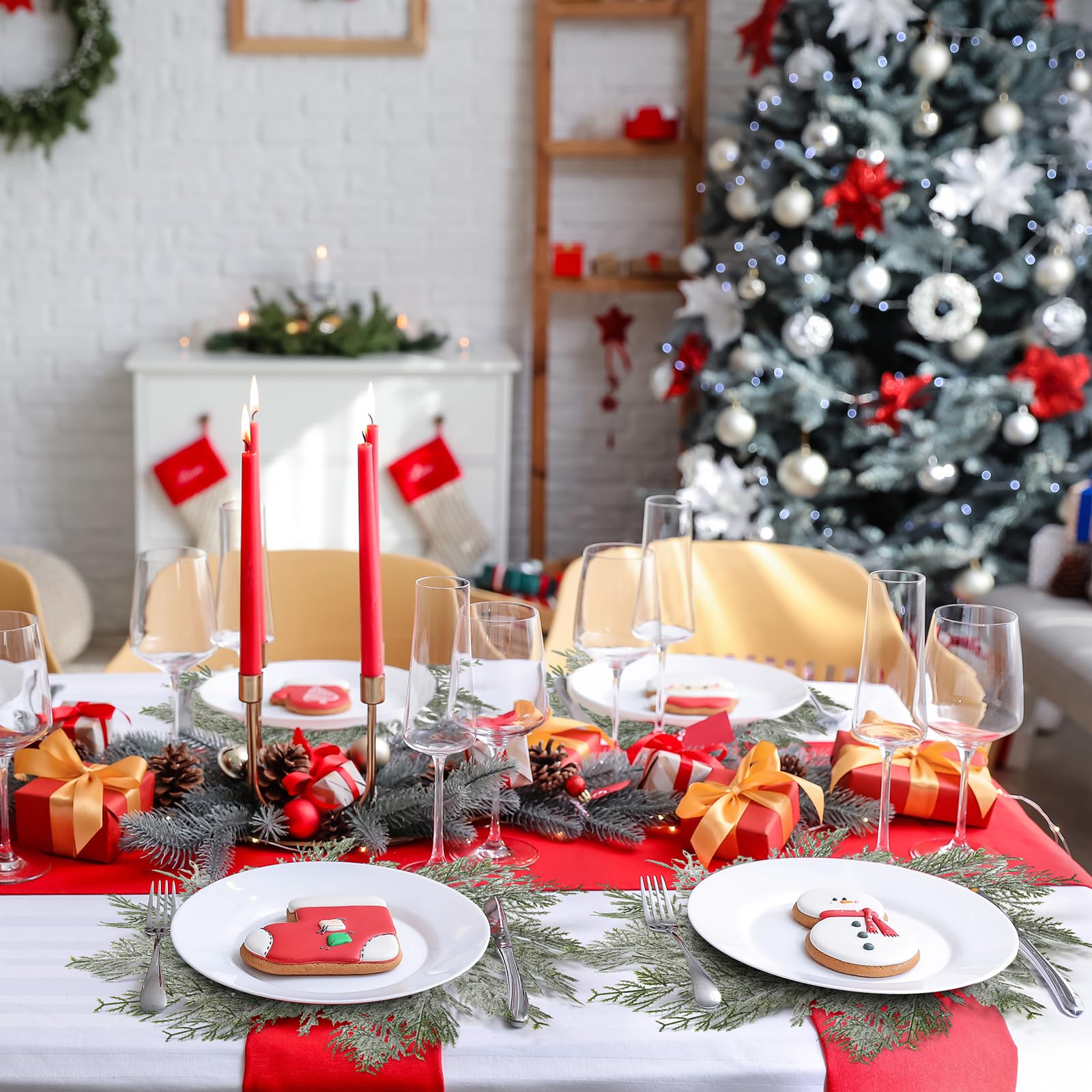 Mantel de Gandeer con ramas suaves, acentúa la decoración y evita desplazamientos.