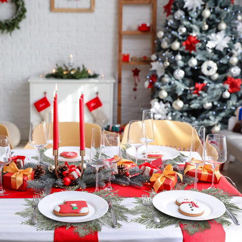 Mantel de Gandeer con ramas suaves, acentúa la decoración y evita desplazamientos.