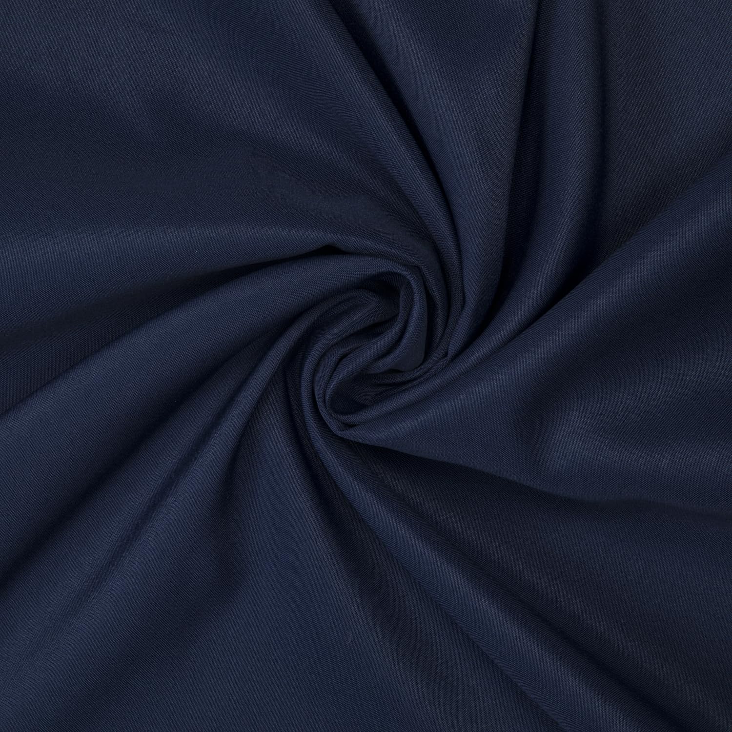Gee Di Moda mantel para mesas de 6 y 8 pies, caída elegante y cuidado sencillo.
