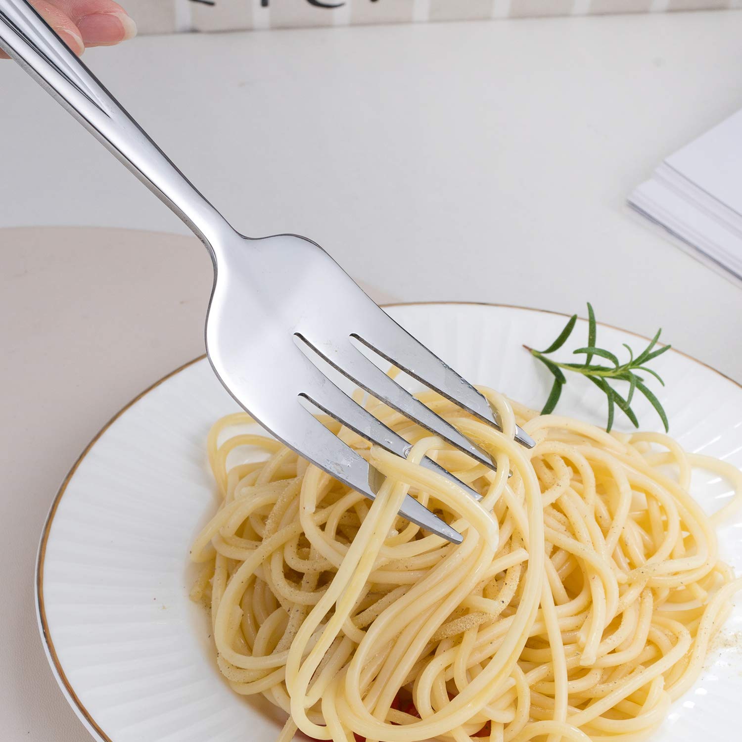 GoGeiLi acero inoxidable con acabado espejo para mesa elegante.