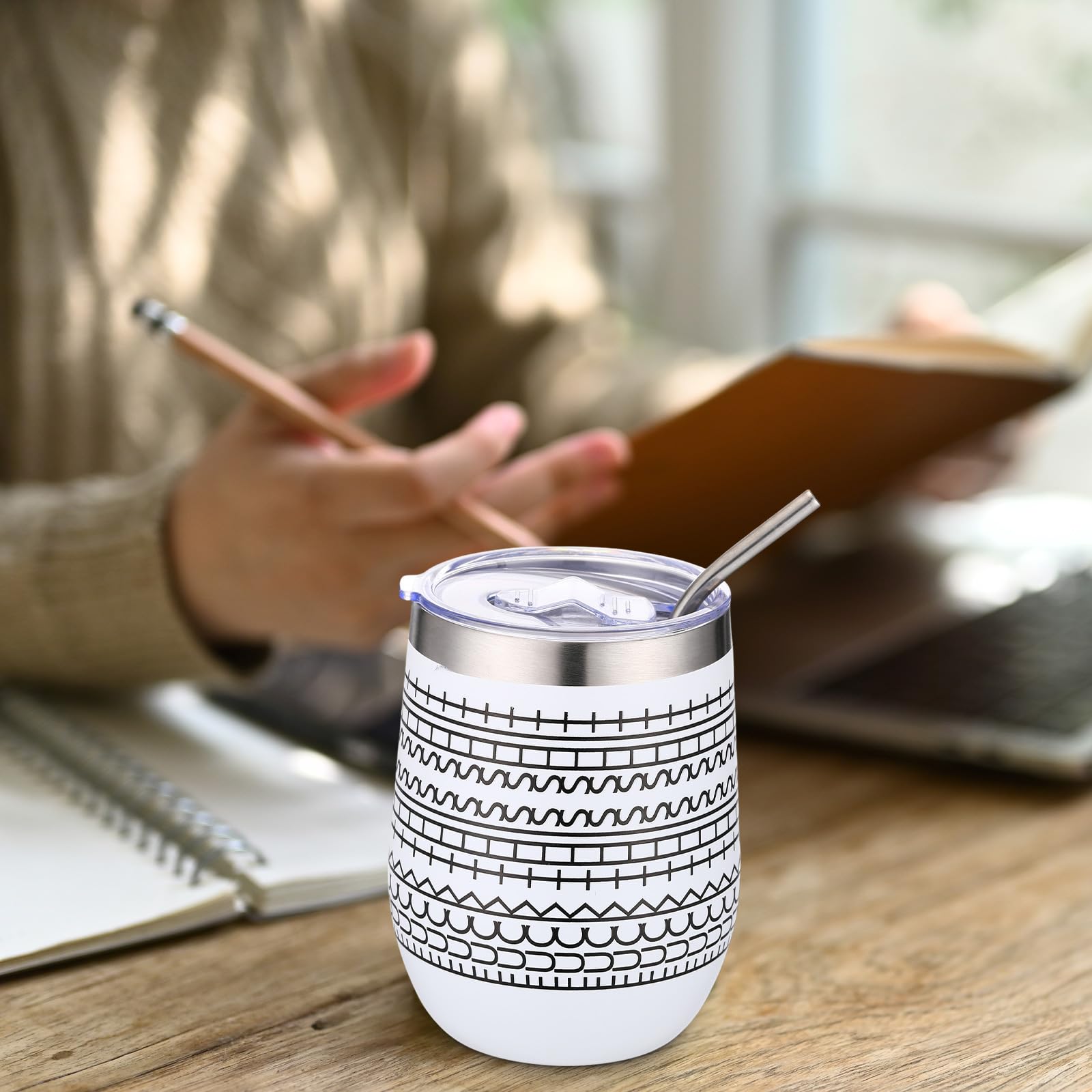 Geiserailie Taza Mensaje Oculto con tapa, cierre hermético para evitar derrames.