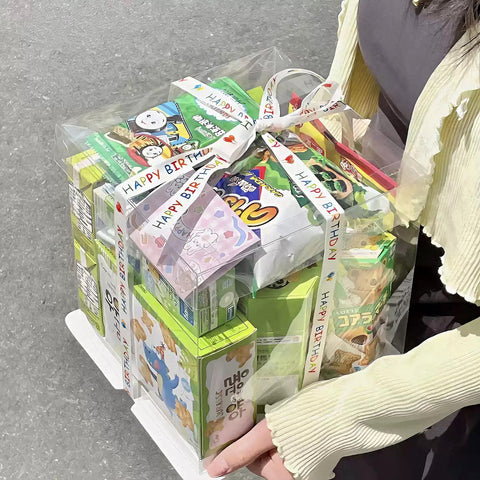Material apto para alimentos de Generic, seguridad al manipular postres.