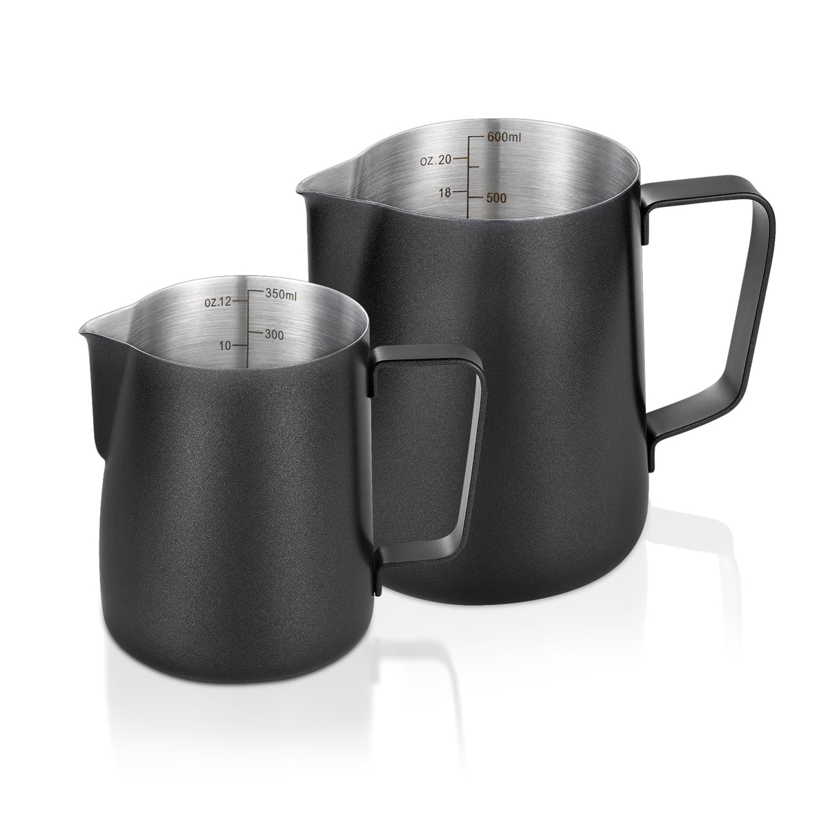 Generic jarro espumar leche mate negro con boquilla estrecha para verter con precisión.