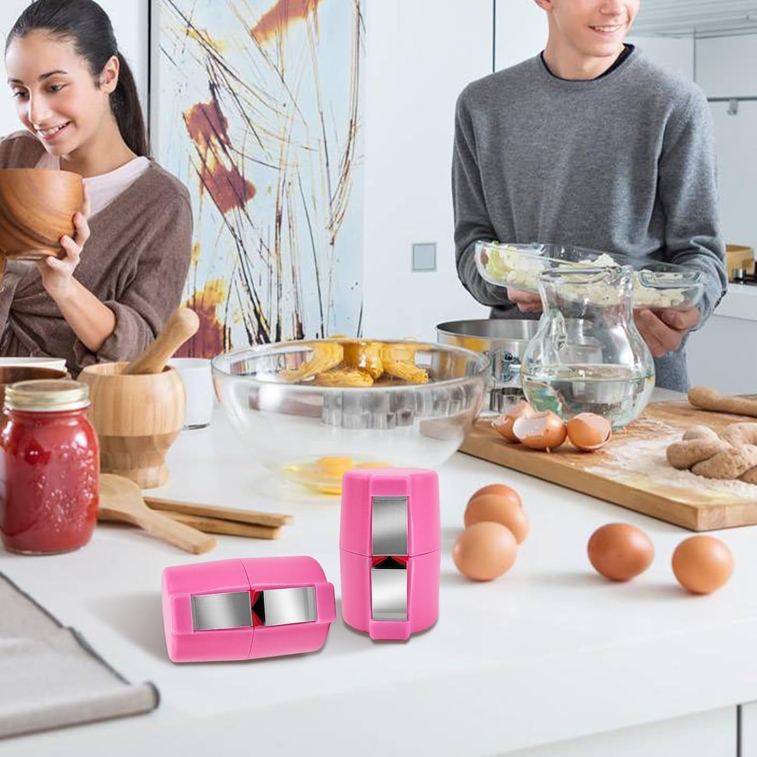 Generic rompe-huevos ergonómico para cortar la cáscara con presión suave.