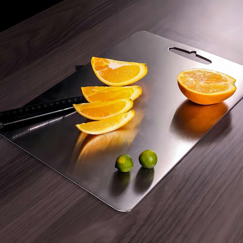 Tabla Generic Titanium, diseño duradero y protección para cuchillos.