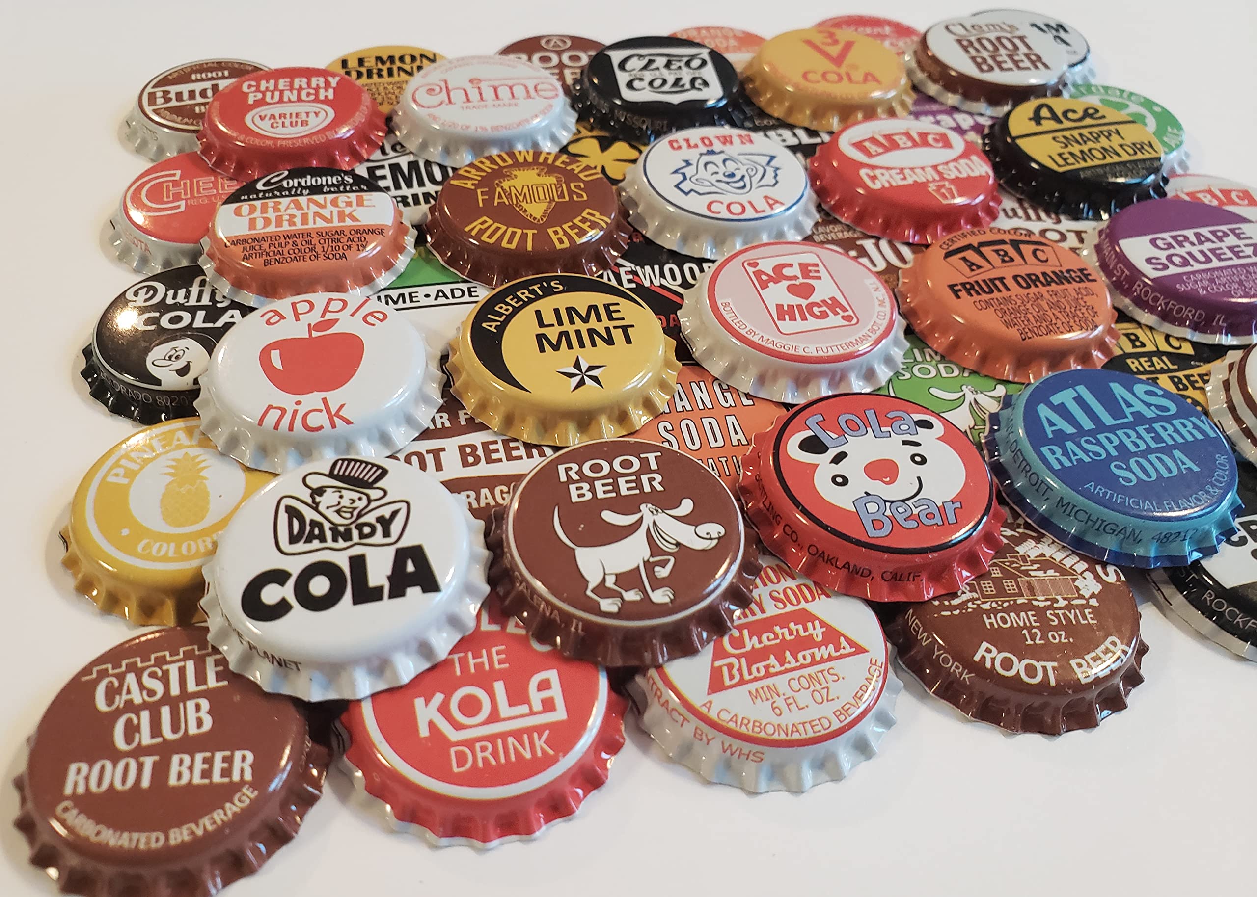 Generic tapas de botella soda con numerosos diseños para coleccionistas.