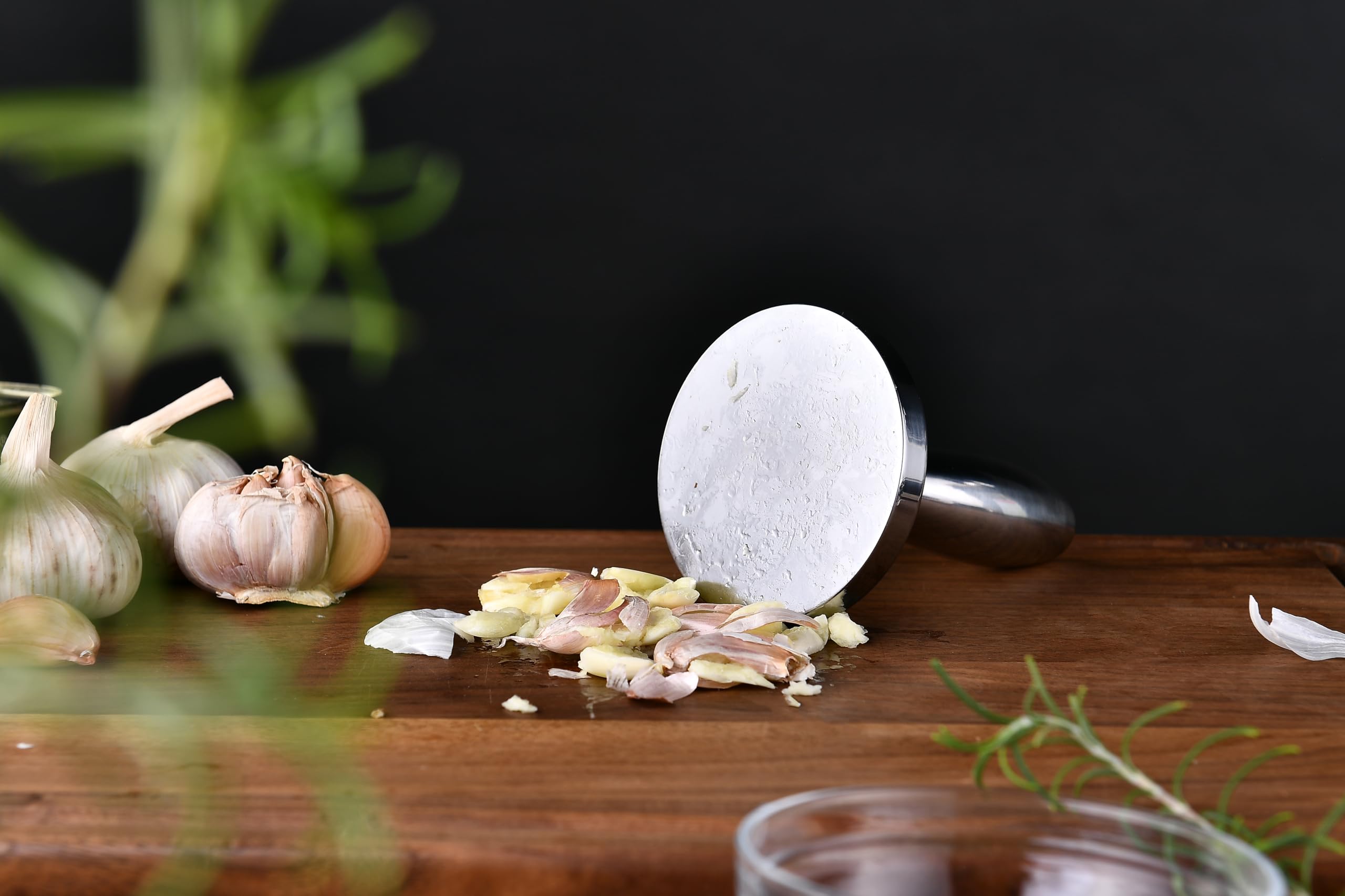 Material acero inoxidable 304 seguro para alimentos y sin recubrimientos expuestos.