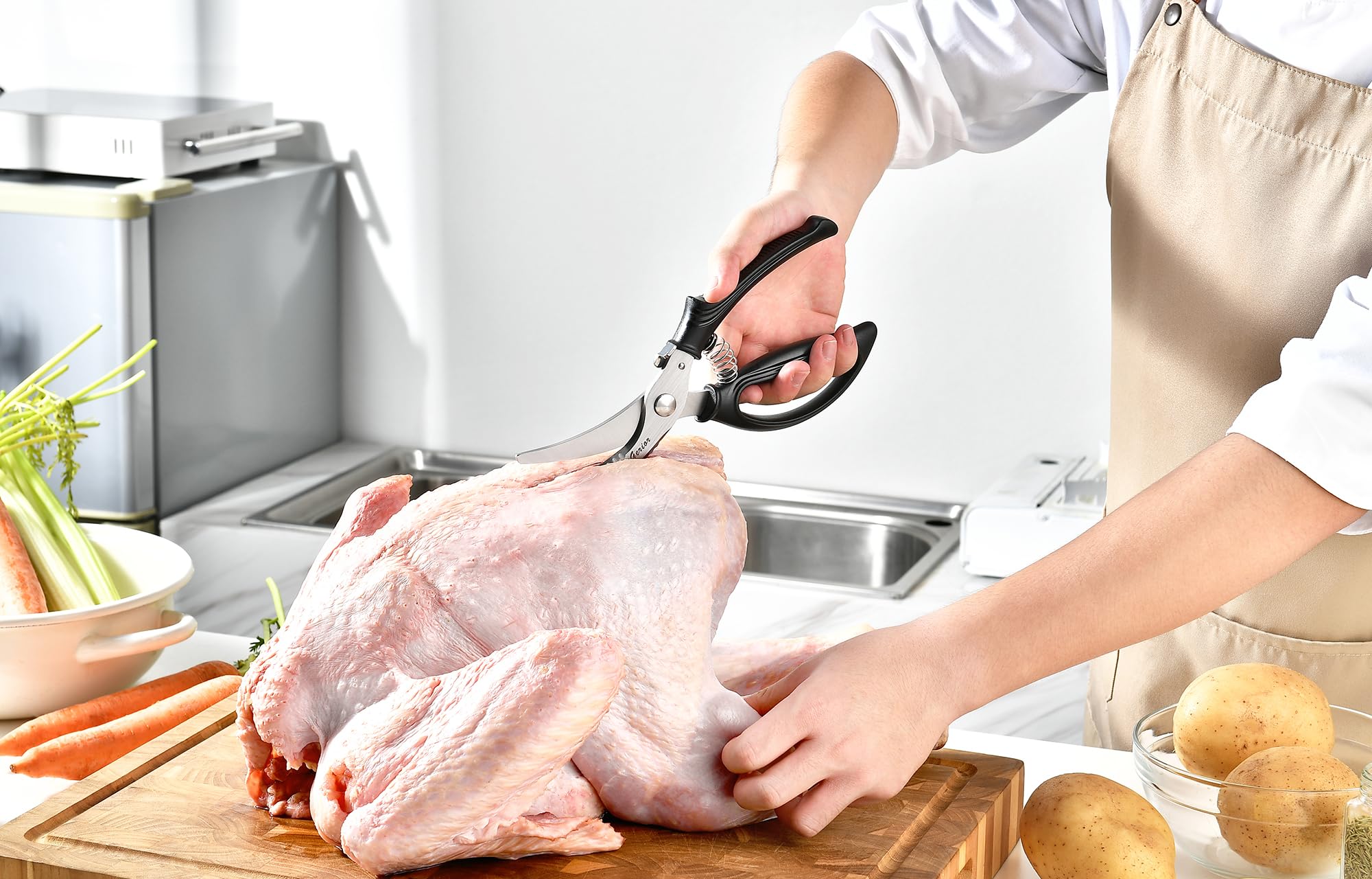 Gerior Tijeras de Cocina: uso multifuncional para carne y verduras.