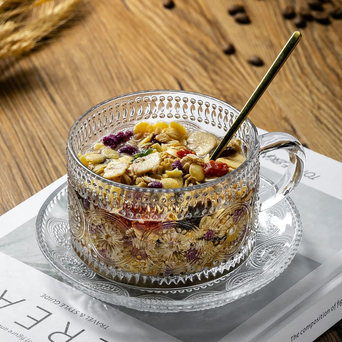 Platillo Gezzeny vintage con relieve, soporte estable para la taza.