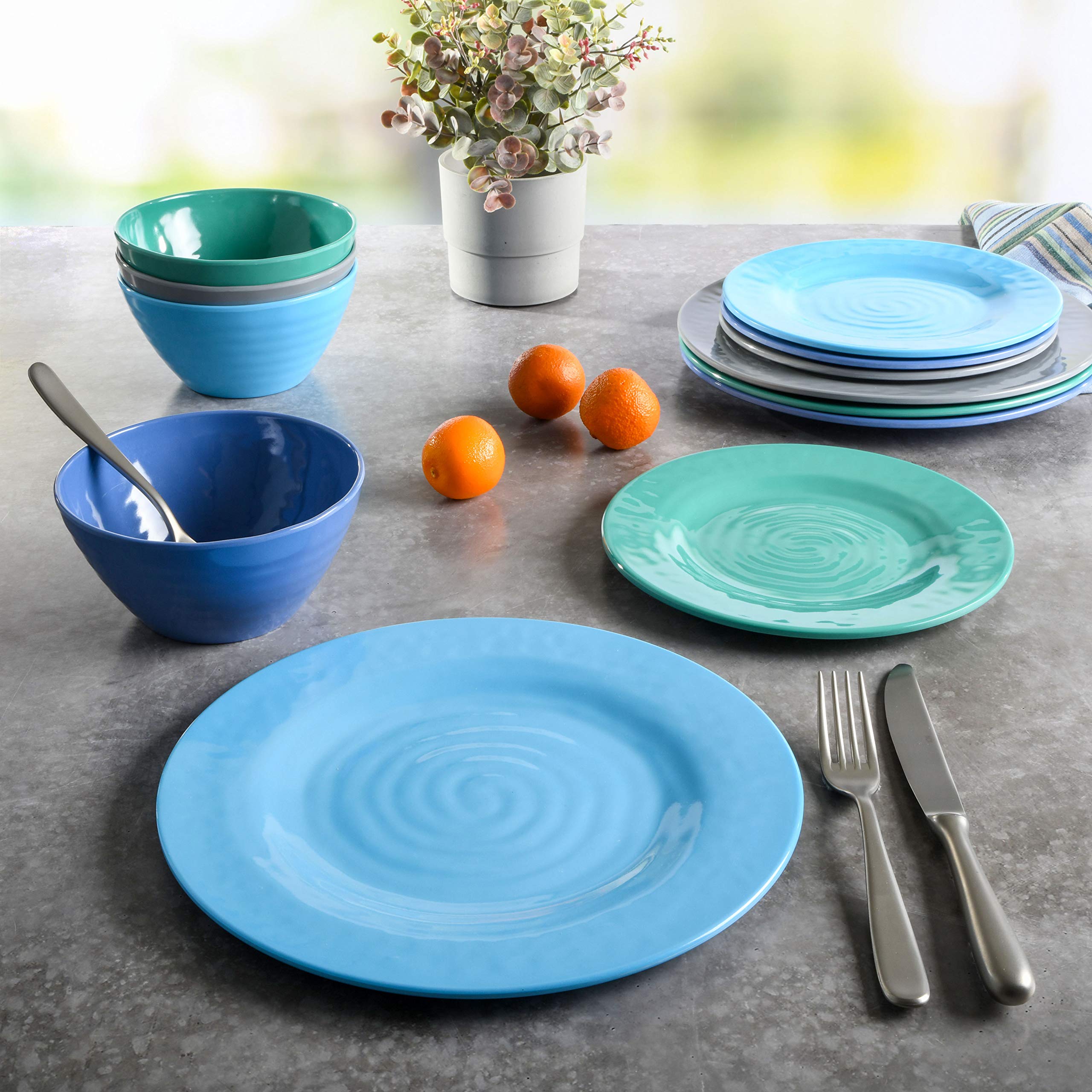 Gibson Home Brist, tazones de melamina en cuatro colores para comidas diarias.