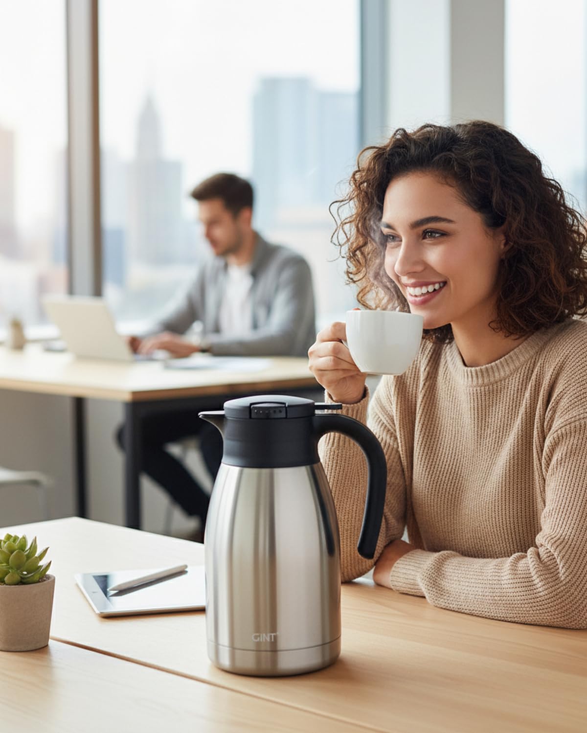 Uso versátil de GINT para café, té, leche y jugos