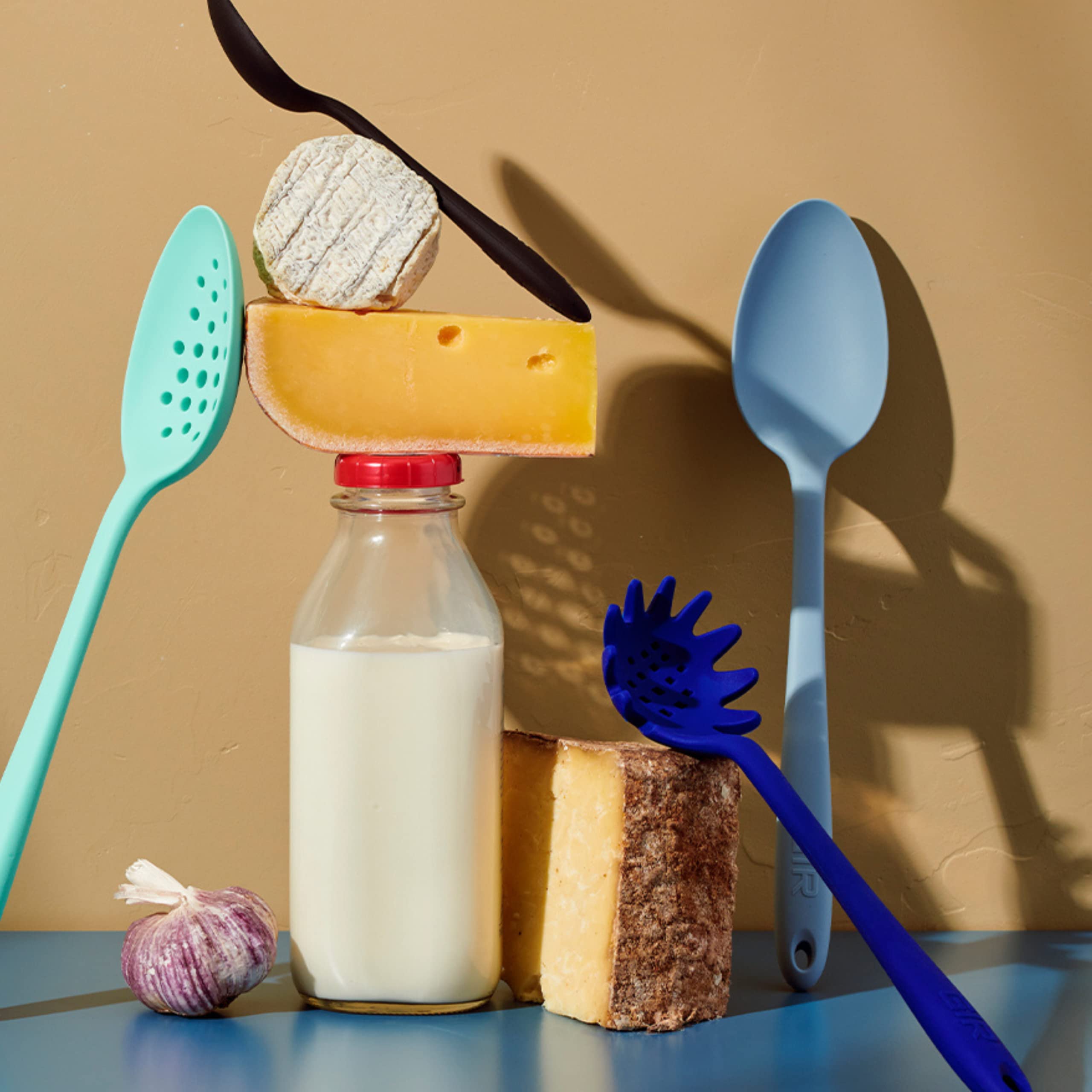 GIR Cuchara para pasta, útil para cocinar y servir con control.