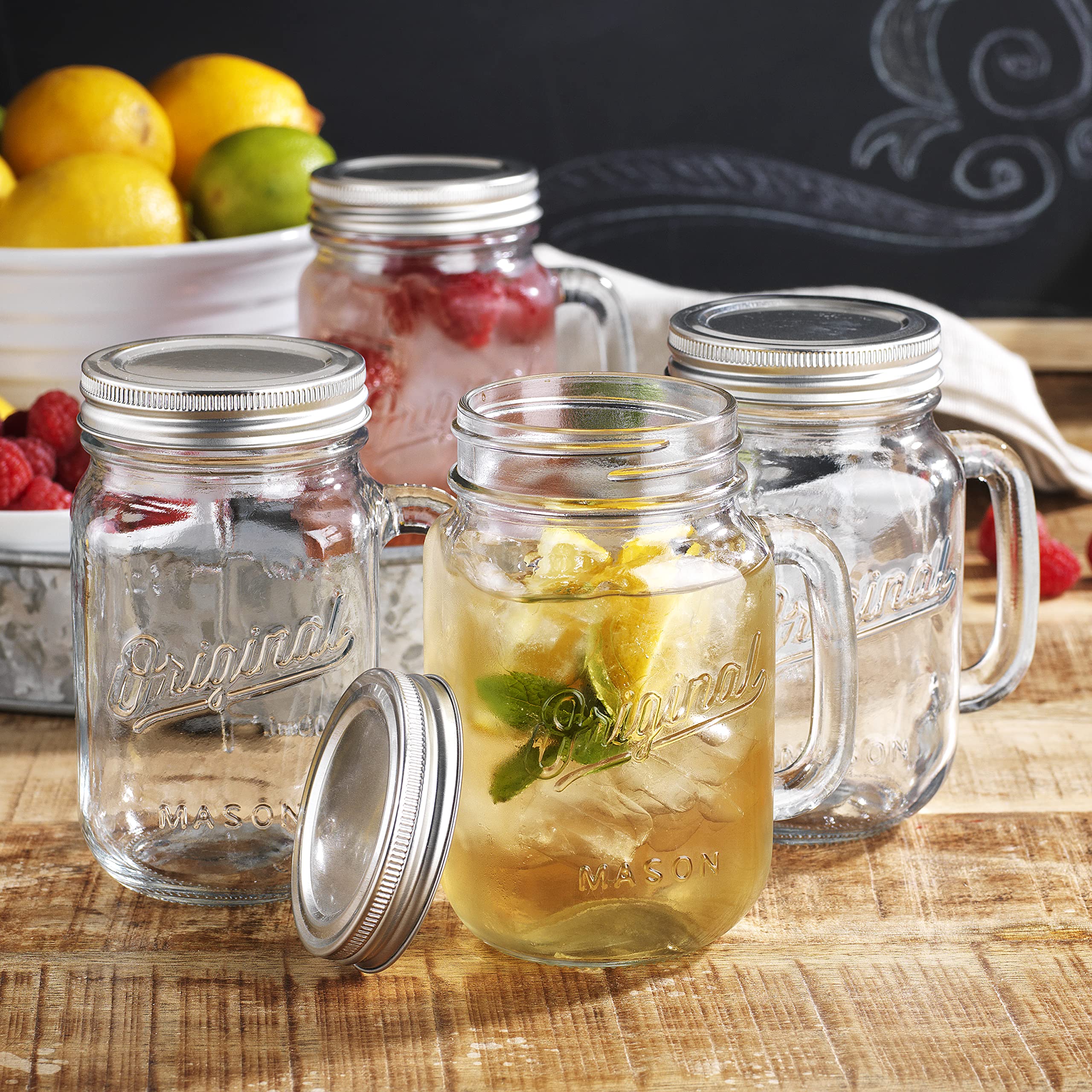 Conjunto de 4 jars Mason 16oz con asa y tapa, ideal para reuniones.