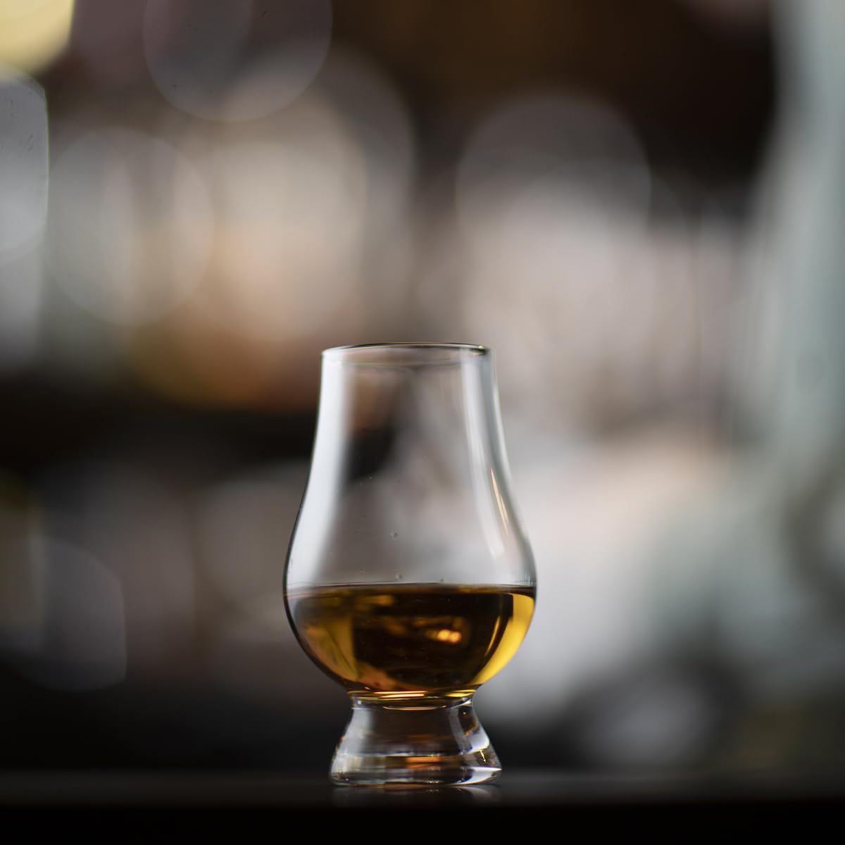 GLENCAIRN Caja regalo con vasos de whisky de cristal.