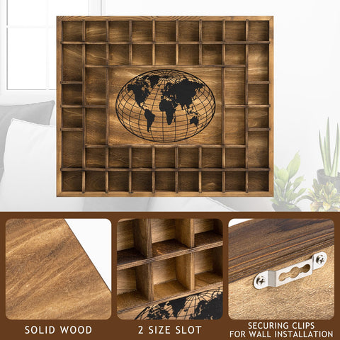 GlikCeil acabado rústico de madera resalta el tema del mapa en el centro.