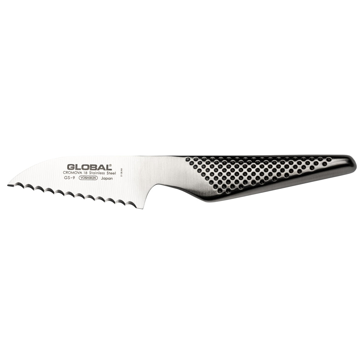 Global cuchillo tomate de 3 pulgadas, hoja serrada para cortes precisos sin aplastar.