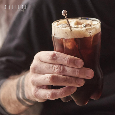 Vaso Goliber apto para congelador, ideal para bebidas frías y preparaciones rápidas.