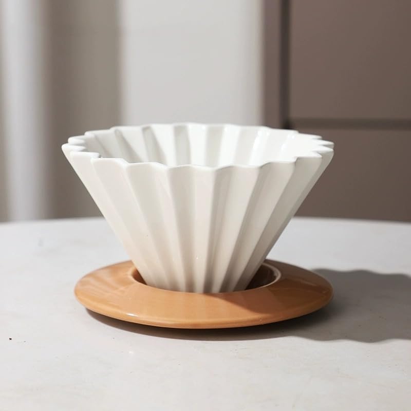 Goodening soporte madera para filtro cafe destaca estabilidad y estilo.