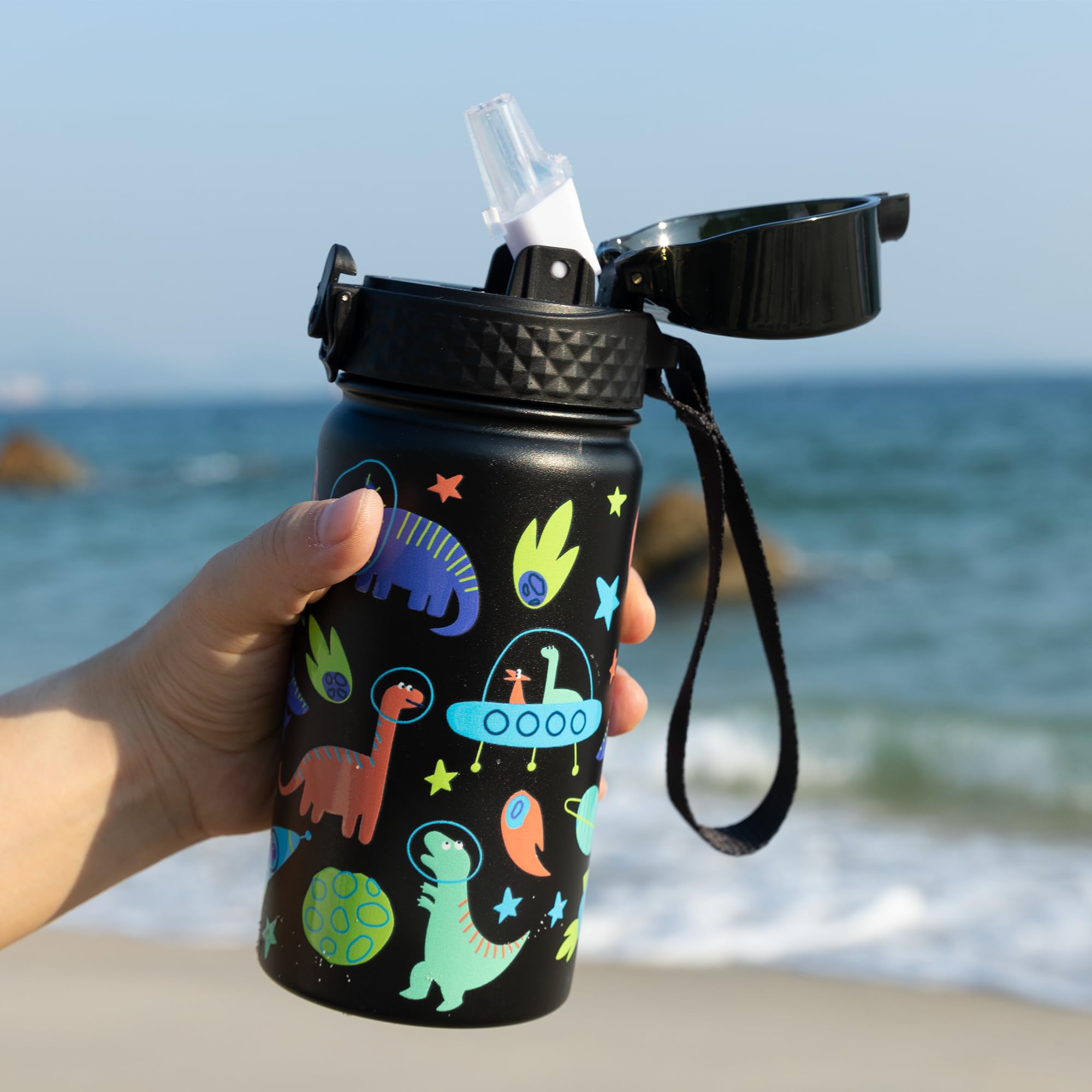 Uso escolar y exterior de GOPPUS Kids, perfecta para clase y excursiones.