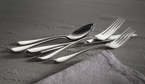 Cubertería Gorham Studio resistente a la deslustre para uso prolongado