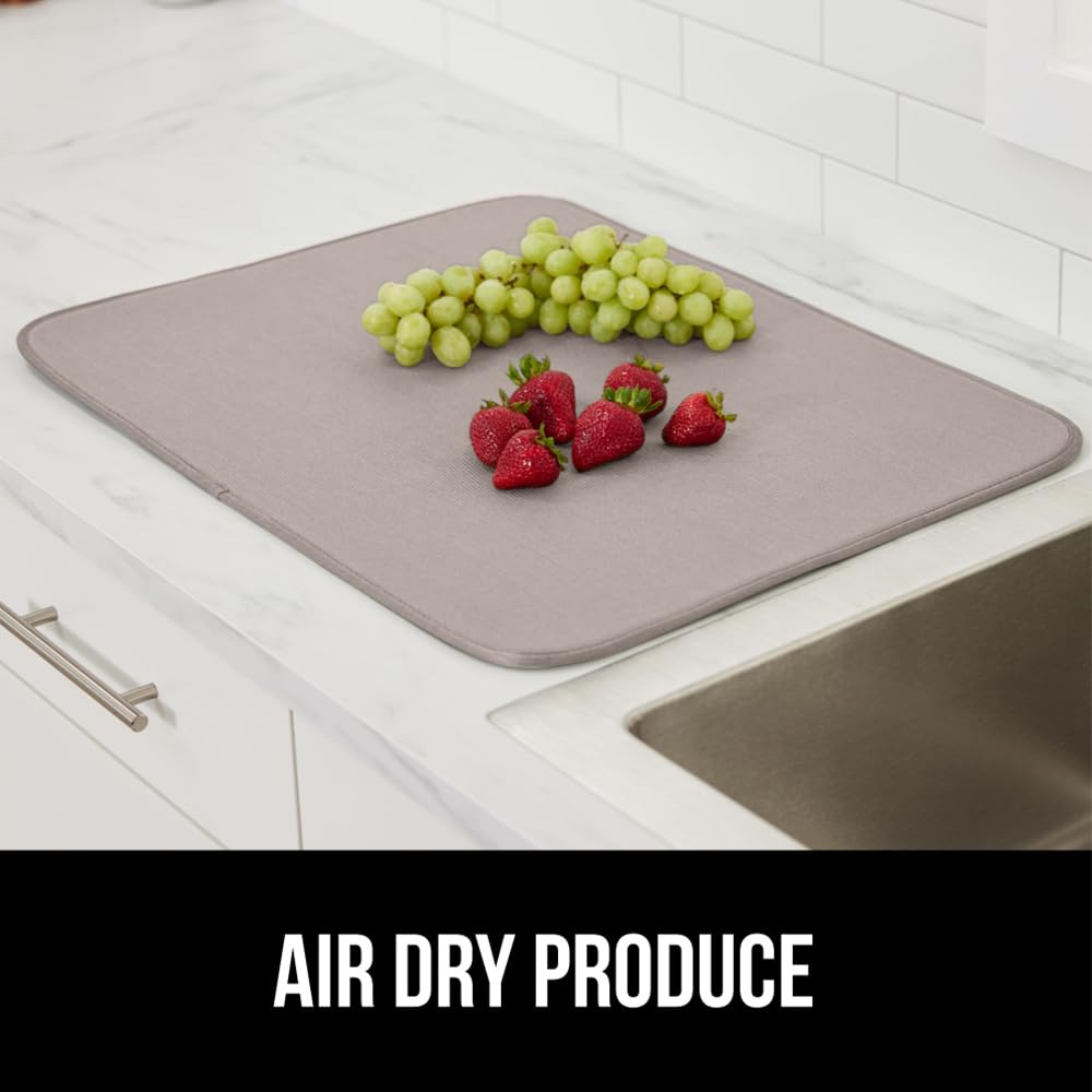 GORILLA GRIP color almendra en cocina realza estilo práctico.