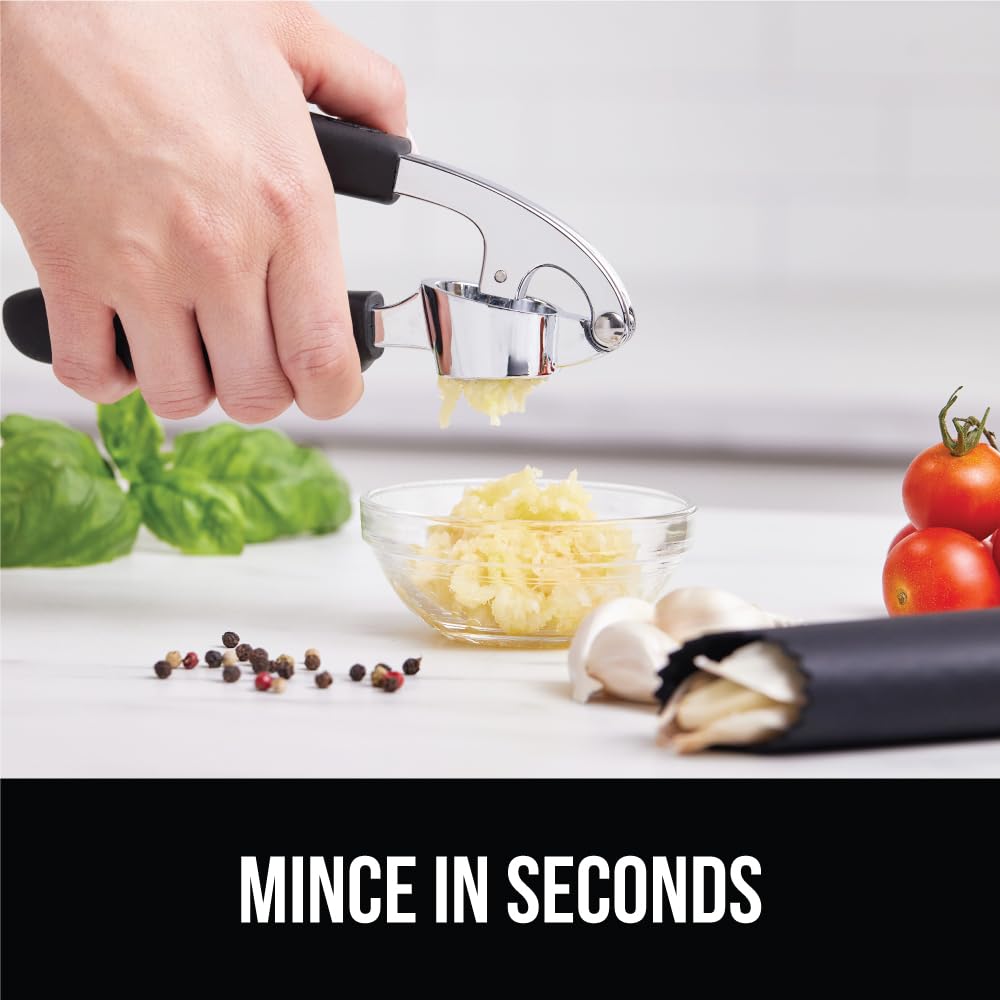 Apto para cocina y preparaciones rápidas gracias a su tamaño compacto.
