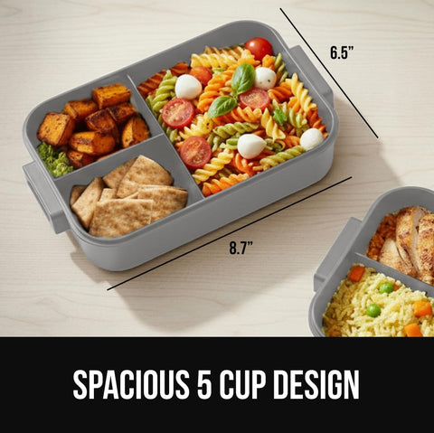 Tapa con junta de silicona de Gorilla Grip previene derrames durante el transporte.