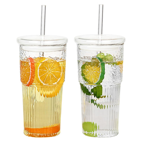 Vaso de cristal GOSCHE 20oz con tapa y pajilla, ideal para bebidas frías.