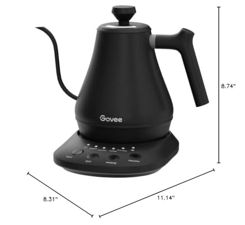 Diseño ergonómico del hervidor Govee con asa equilibrada para vertido estable.