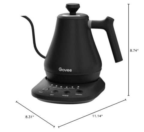 Diseño ergonómico del hervidor Govee con asa equilibrada para vertido estable.
