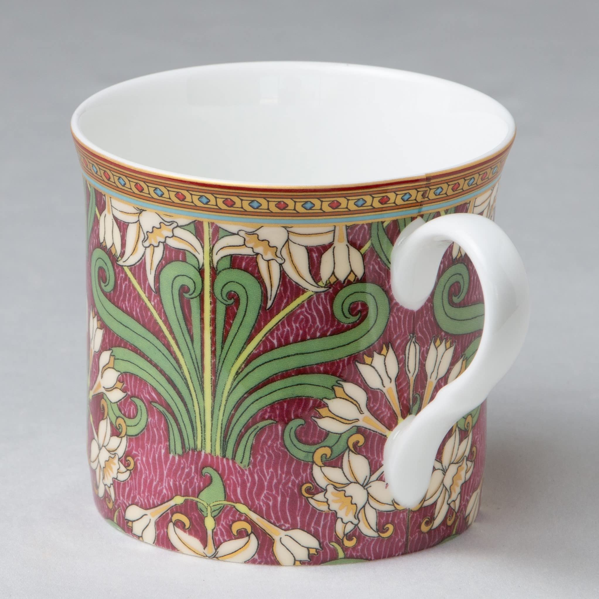 Grace Teaware diseño Morris Impresiones añade estilo a la mesa.